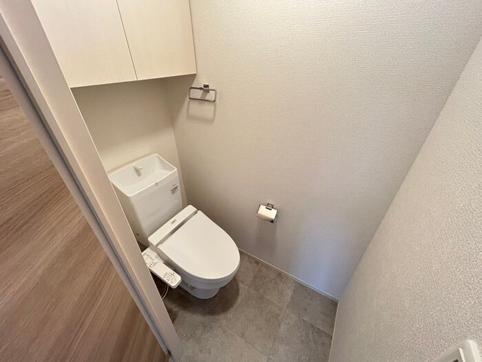 物件内観写真9　(トイレ)