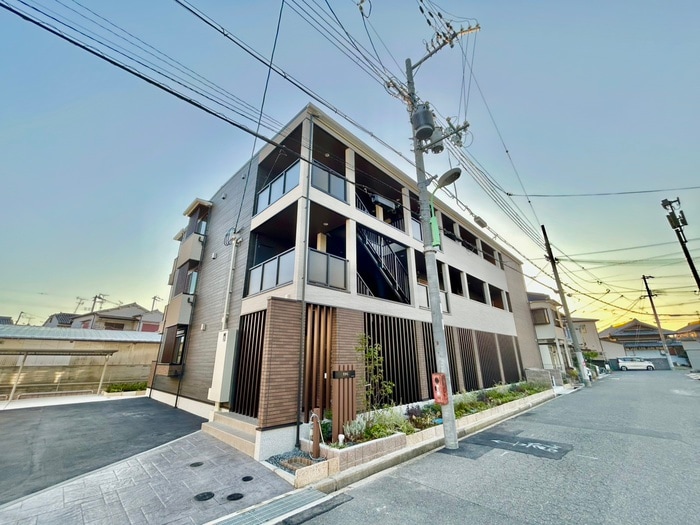 物件外観写真1　(外観写真)