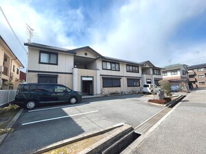 エクセル安倉外観写真