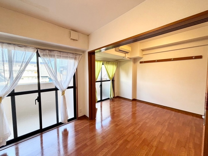 物件内観写真9　(居室)