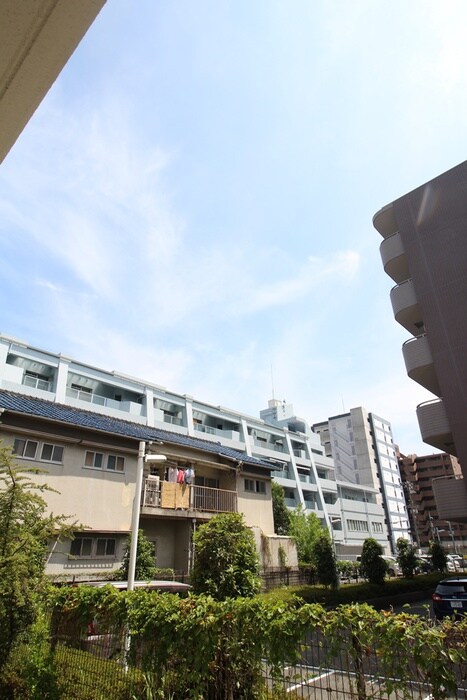 物件内観写真13　(室内からの展望)