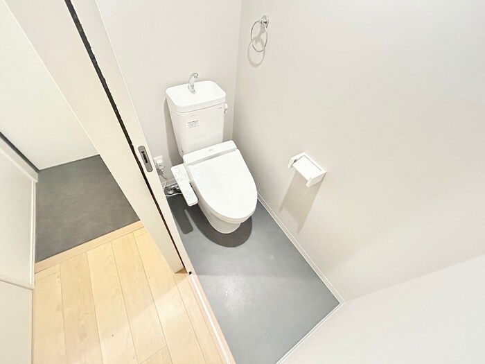 物件内観写真14　(トイレ)