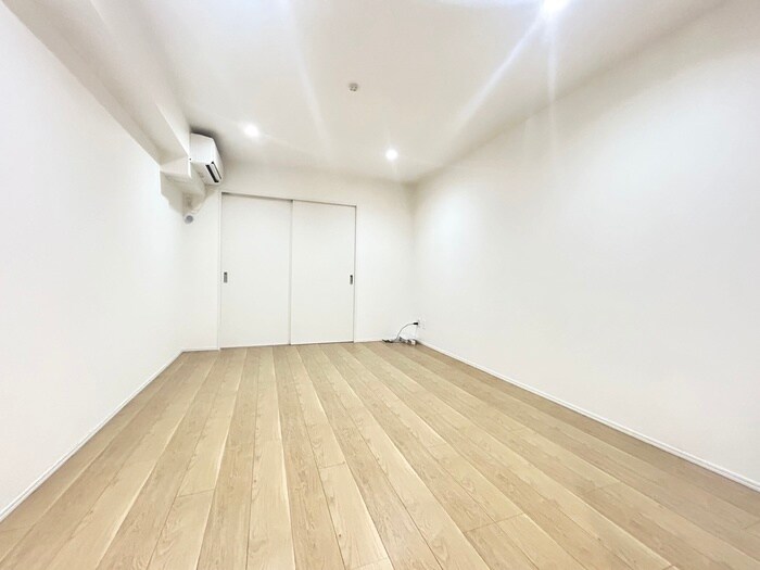 物件内観写真18　(居室)