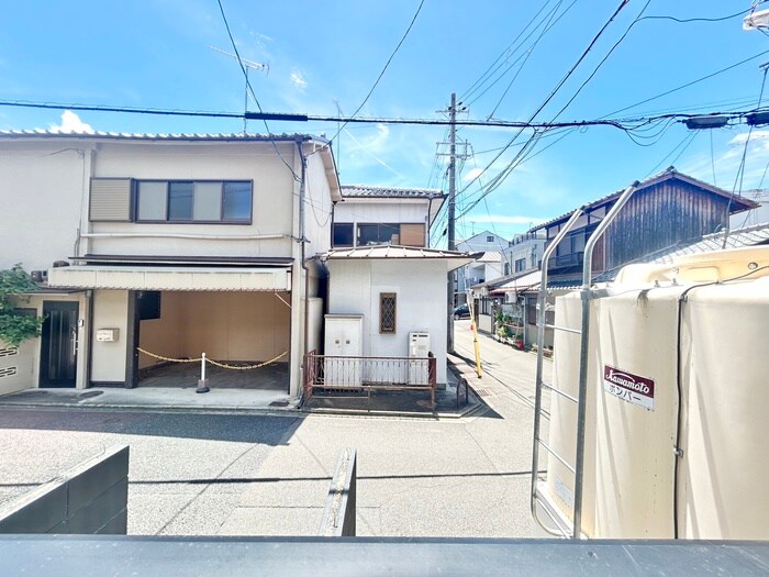 物件内観写真22　(室内からの展望)