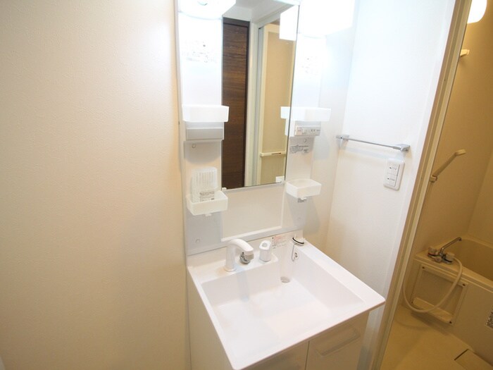 物件内観写真8　(洗面)