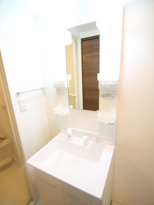 物件内観写真8　(洗面)