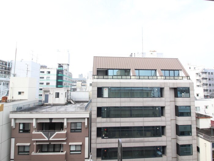 物件内観写真20　(室内からの展望)