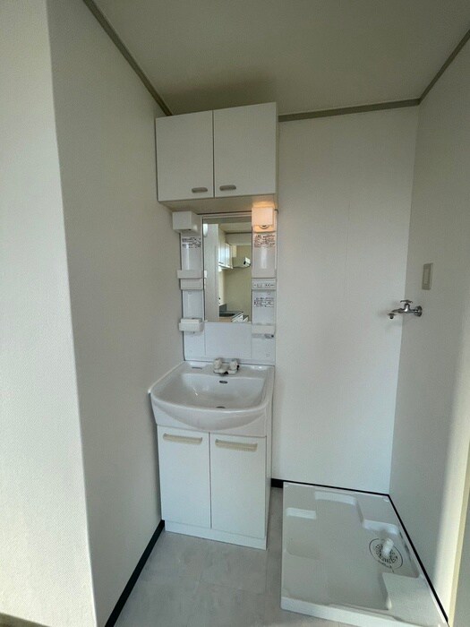 物件内観写真11　(洗面)