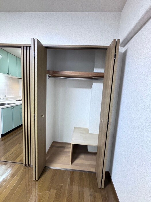 物件内観写真12　(収納)