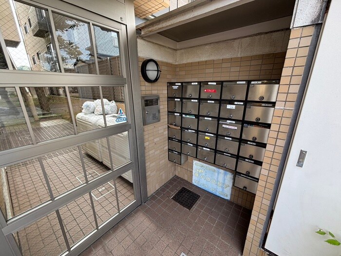 物件外観写真4　(建物設備)