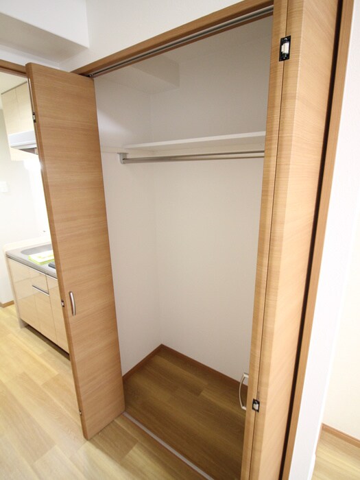 物件内観写真11　(収納)