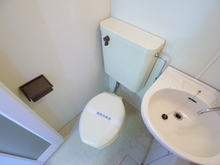 物件内観写真13　(トイレ)