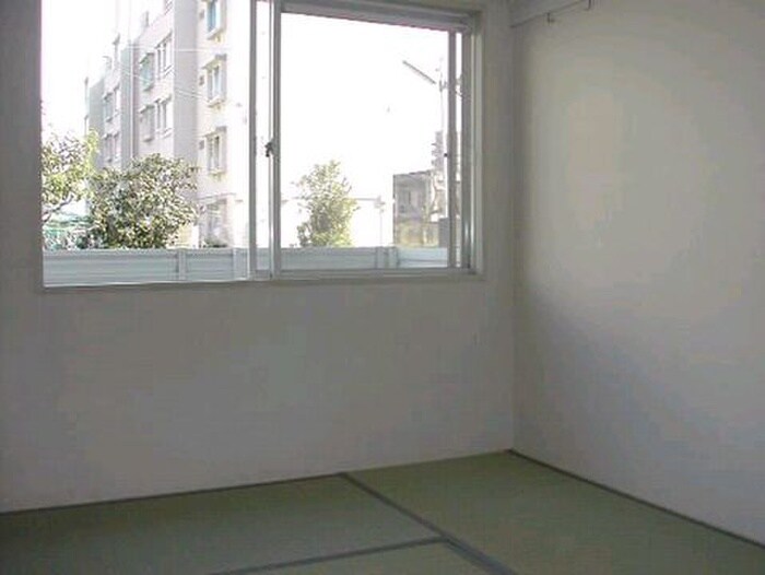 物件内観写真5　(居室)