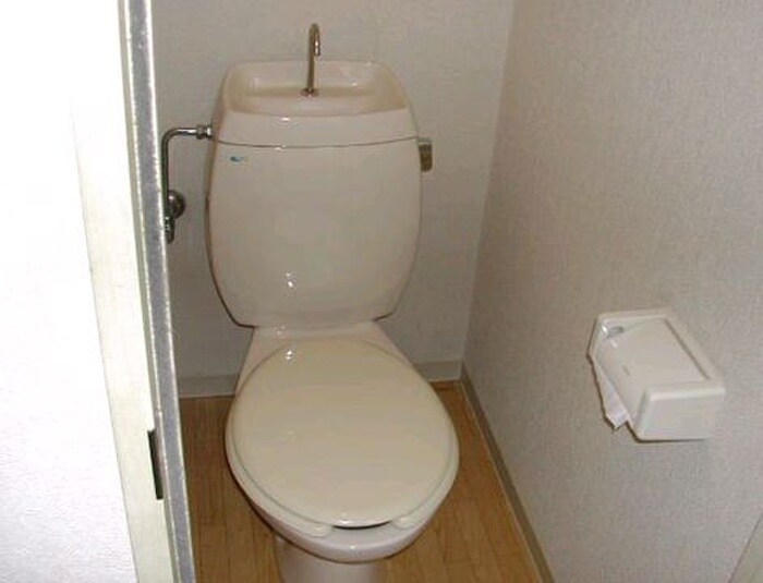 物件内観写真11　(トイレ)