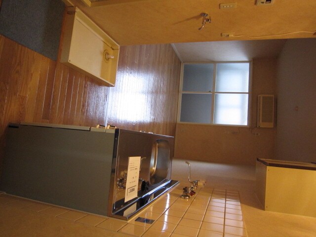 物件内観写真4　(廊下)