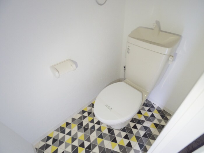 物件内観写真13　(トイレ)