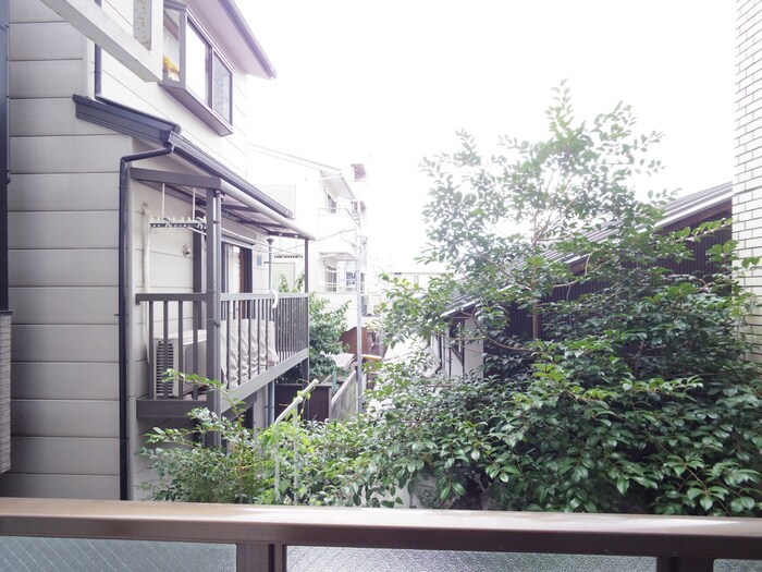 物件内観写真18　(室内からの展望)