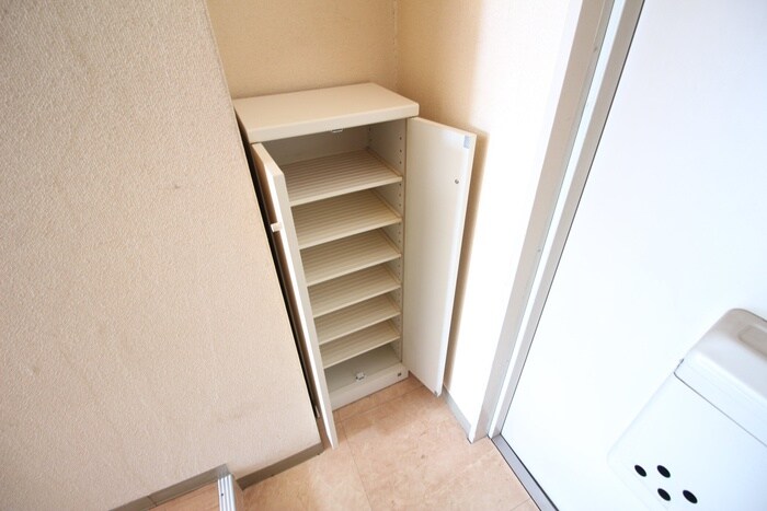 物件内観写真17　(靴箱)