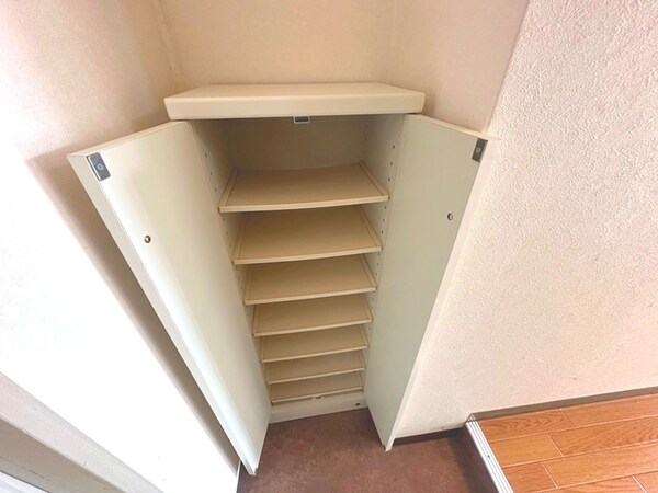 靴箱