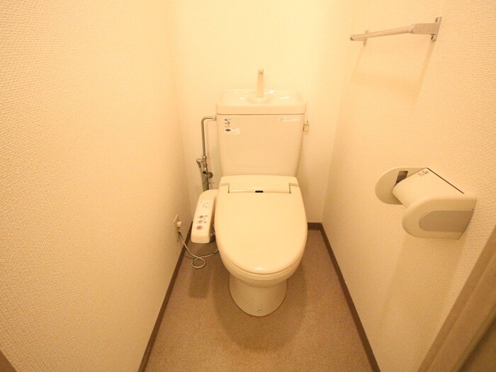 物件内観写真12　(トイレ)