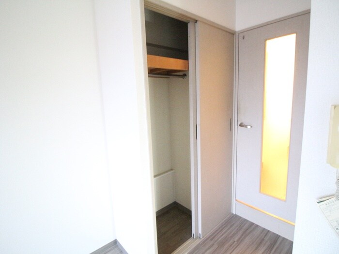 物件内観写真13　(収納)