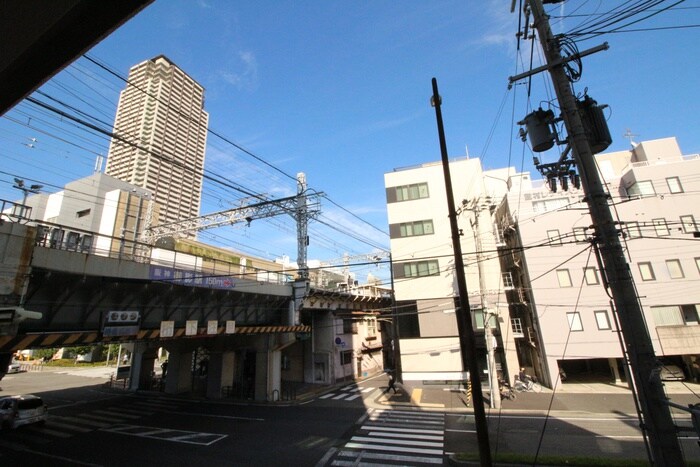 物件内観写真16　(室内からの展望)