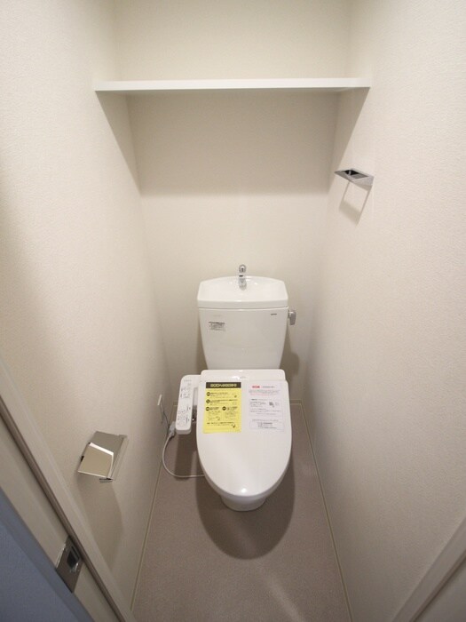 物件内観写真8　(トイレ)