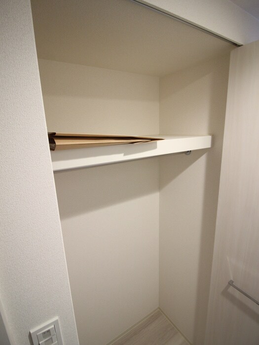 物件内観写真11　(収納)