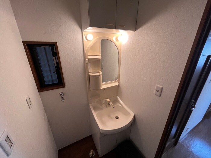 物件内観写真10　(洗面)