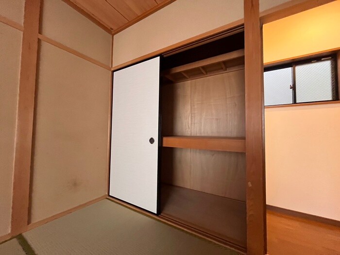 物件内観写真16　(収納)