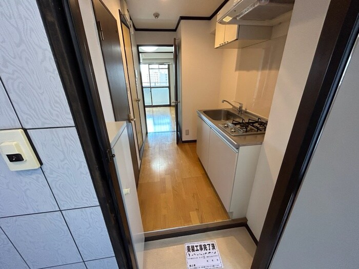 物件内観写真7　(玄関)