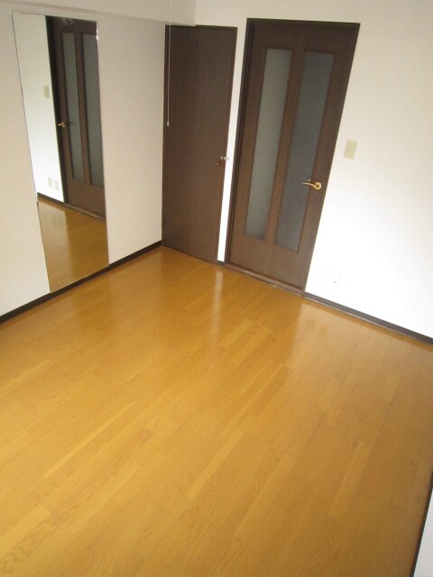 物件内観写真11　(居室)