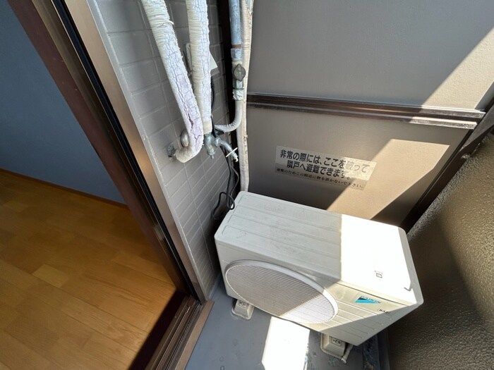 物件内観写真14　(洗濯機置場)