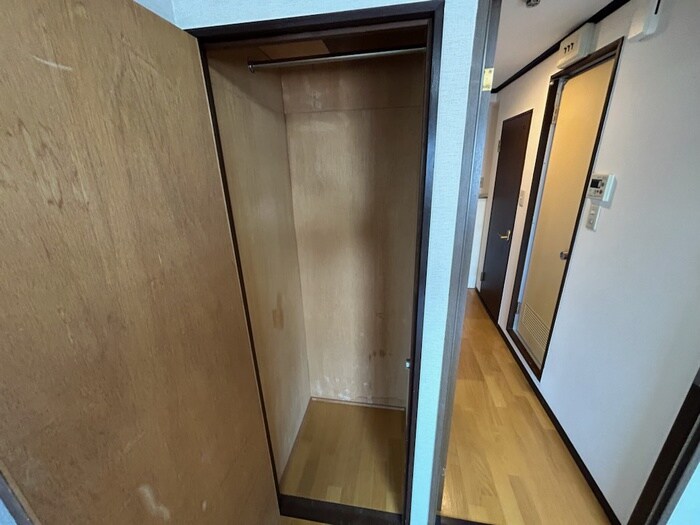 物件内観写真15　(収納)