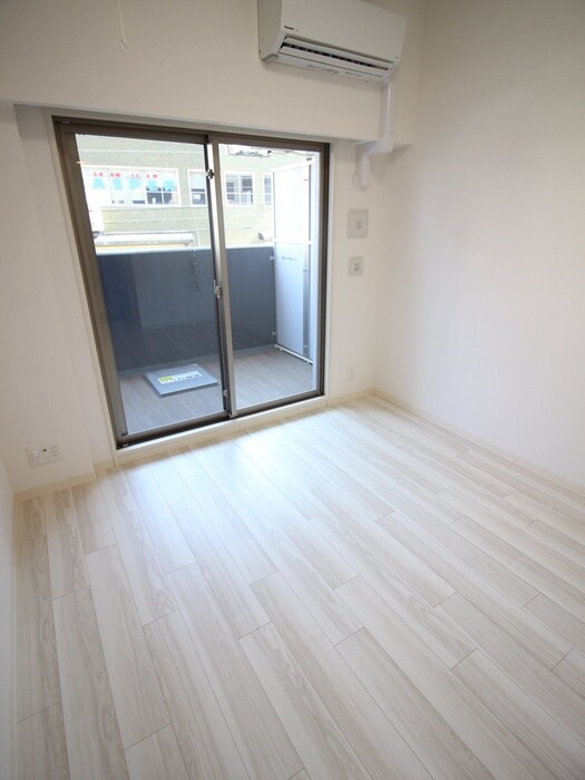 物件内観写真12　(居室)