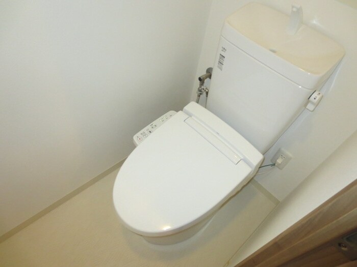 物件内観写真13　(トイレ)