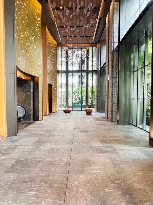 物件外観写真6　(エントランス部分)