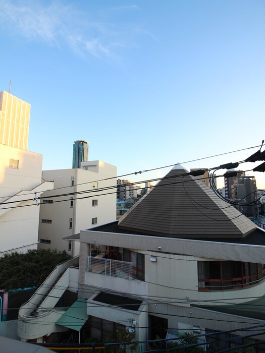 物件内観写真22　(室内からの展望)