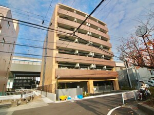 セレニテ甲子園プリエ外観写真