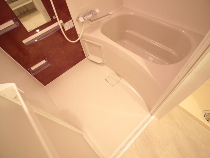 物件内観写真10　(バス／シャワールーム等)