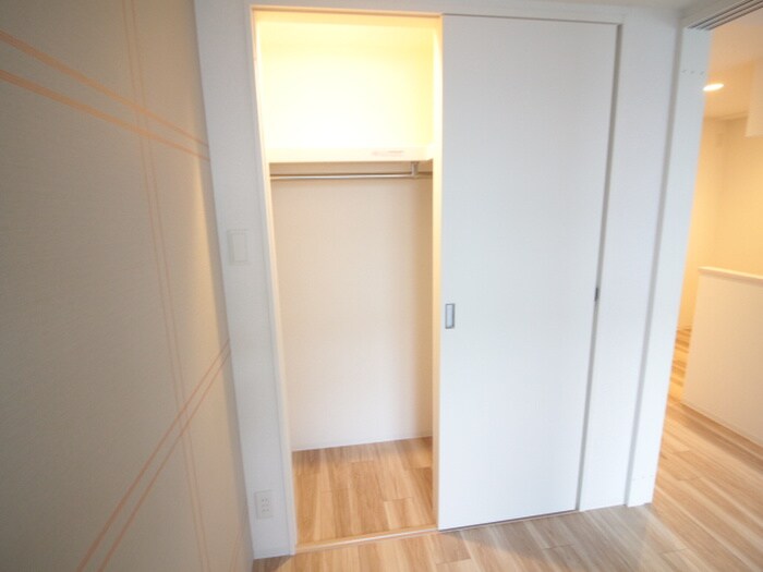 物件内観写真16　(収納)