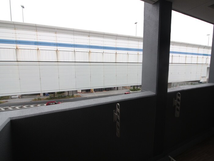 物件内観写真18　(室内からの展望)