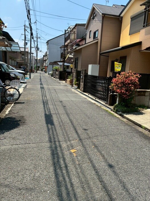 物件外観写真3　(周辺環境)