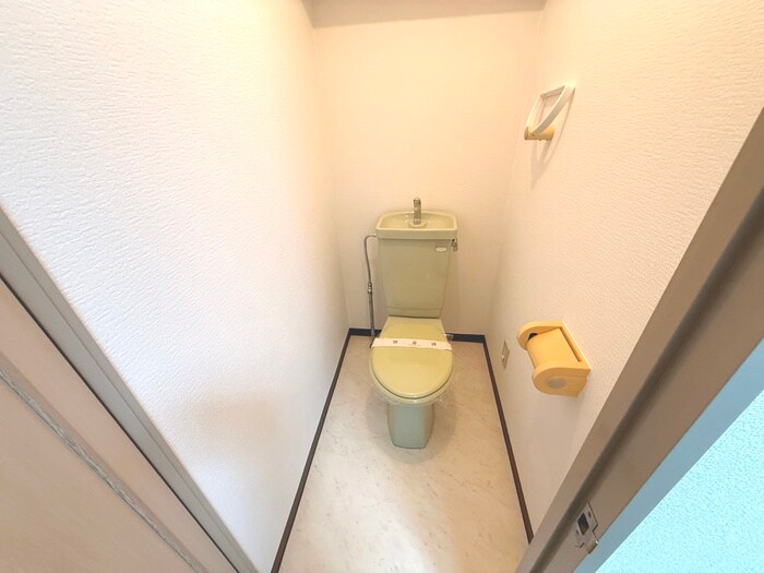 物件内観写真10　(トイレ)