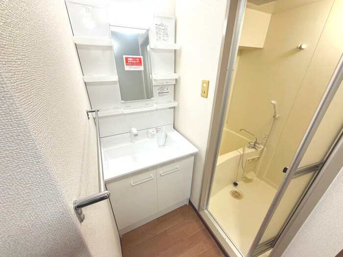 物件内観写真11　(洗面)