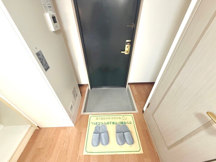 物件内観写真22　(玄関)