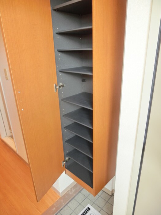 物件内観写真14　(靴箱)
