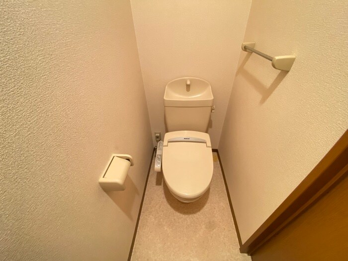 物件内観写真15　(トイレ)