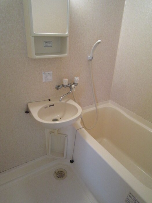 物件内観写真8　(バス／シャワールーム等)