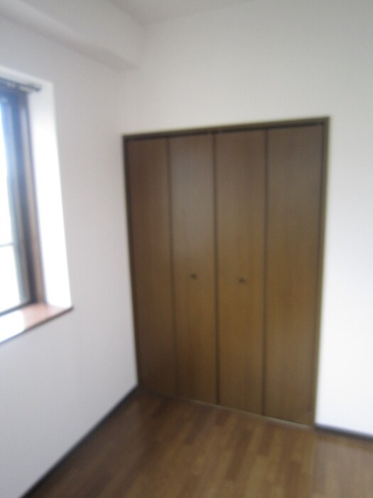 物件内観写真11　(収納)